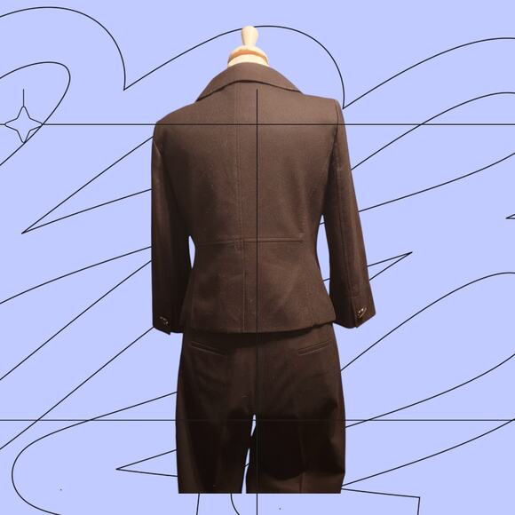 Talbots 3-Piece Petite Suit, Two Jackets & One Pair of Pants, Made in Italy - Picture 3 of 16